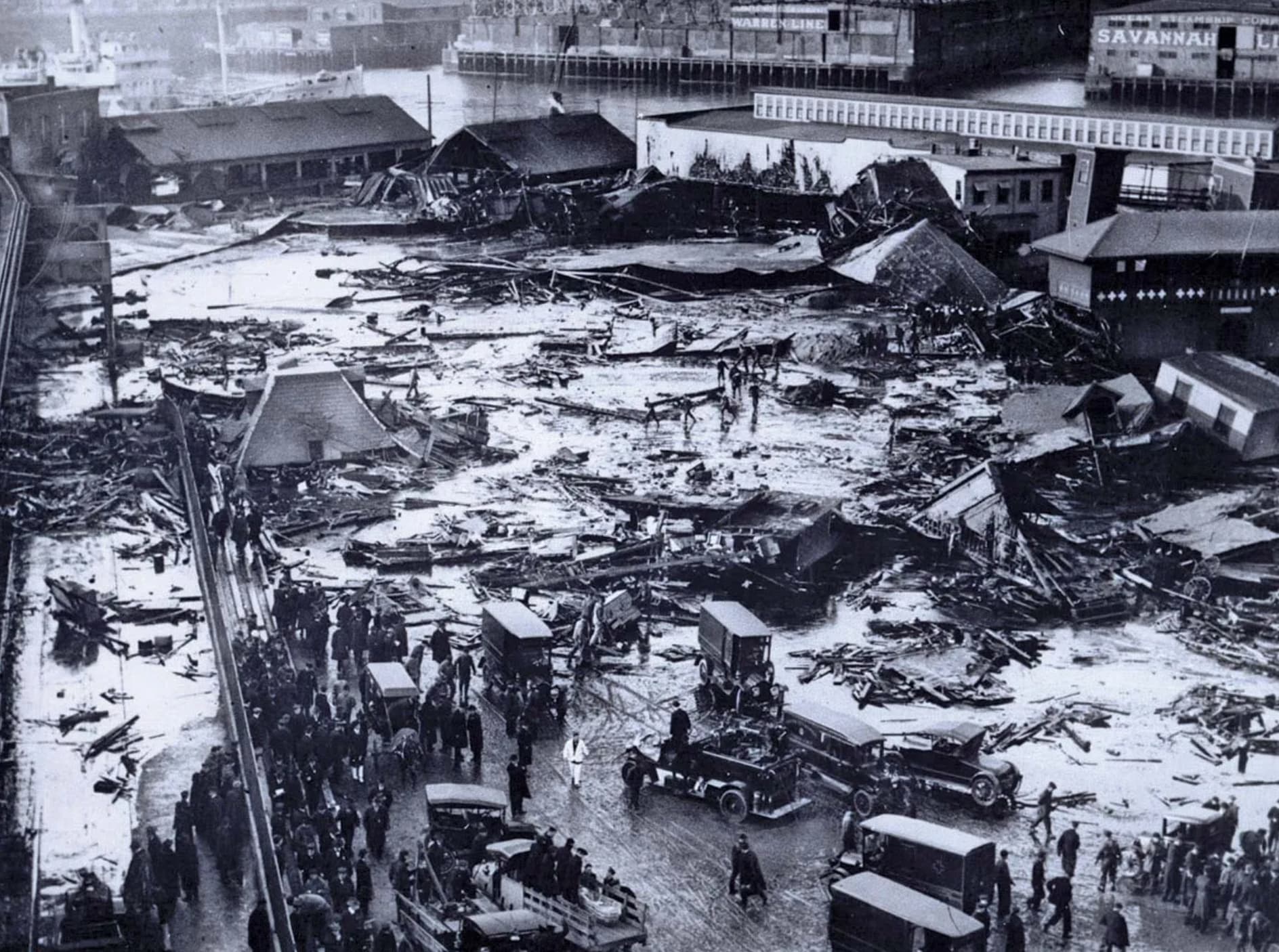 Despite its reputation as an old-timey sweet treat, Molasses is more than just its sugary reputation, serving as the catalyst for a deadly flood that left 21 dead and 150 injured. On January 15, 1919, a 2.3 million gallon tank full of molasses exploded with  "a thunderclap-like bang!" per one witness, sending a roughly 15-foot tall wave of the sweet stuff crashing down onto the New England city. 